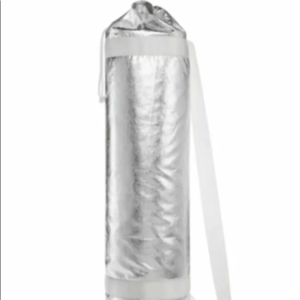 Twelve NYC Celebrate Shop Yoga Mat Bag- Silver